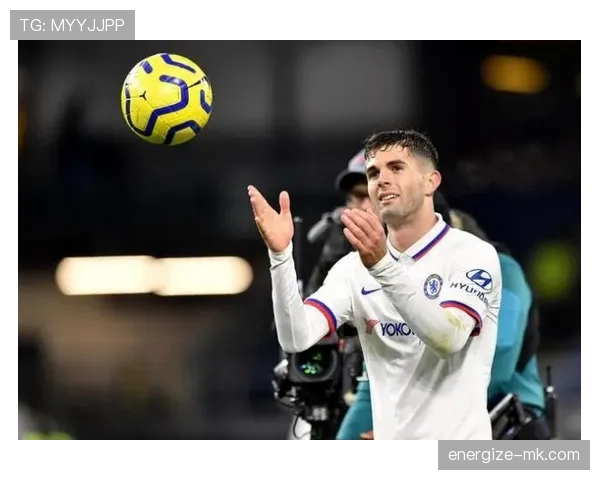 伯恩利新赛季阵容深度解析：青春风暴与老将经验交融，实力不容小觑