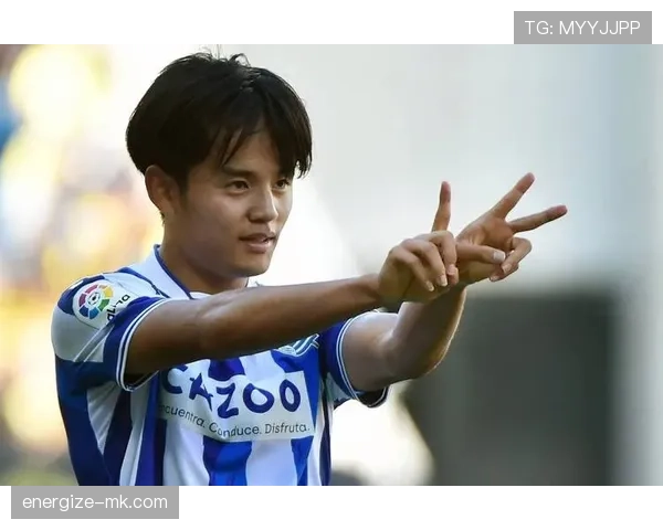 久保建英庆祝动作灵感来源于个人经历与文化传承的深度解析 久保建英庆祝动作灵感来源于个人经历与文化传承的深度解析