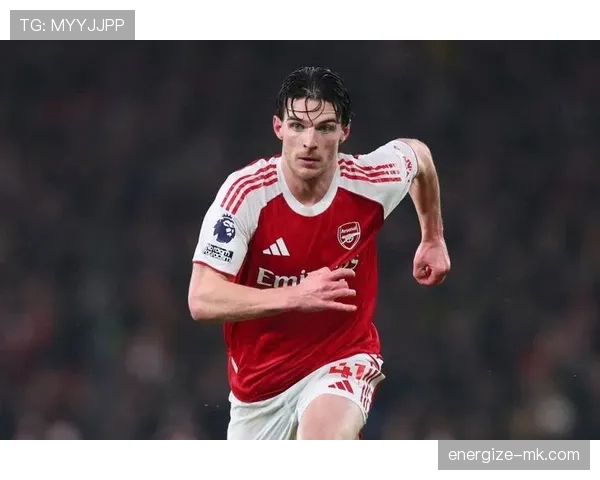 从切尔西青训弃将到英超顶级后腰：赖斯的逆袭之路