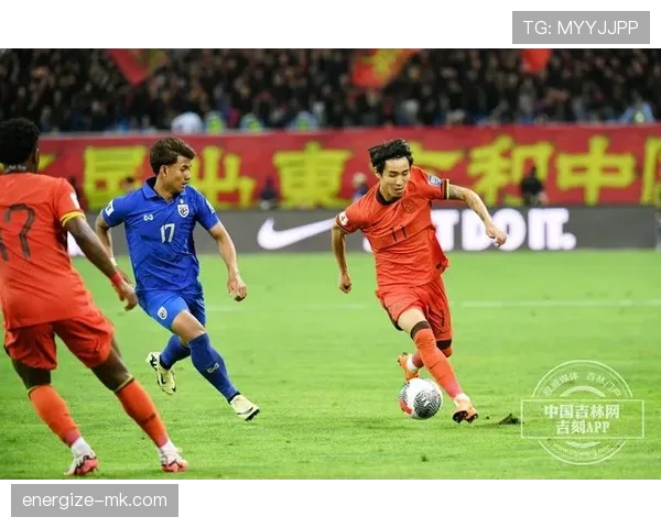 韦世豪盘带风格特点解析：突破犀利节奏变化突出