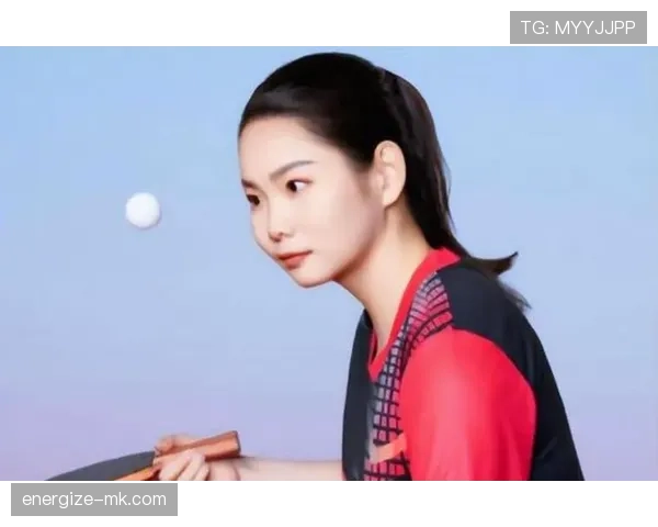 何卓佳这日常作风，明星球员都得服气了吧？