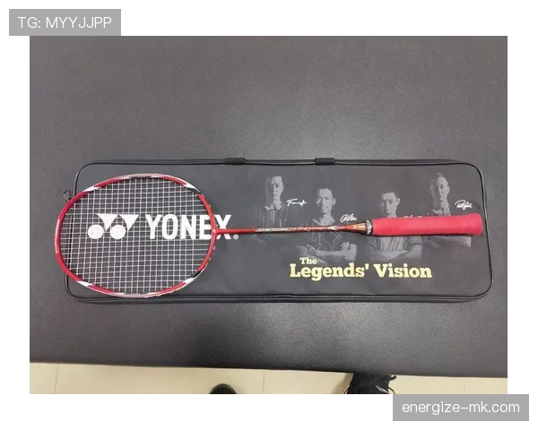 陶菲克当年赢球后直接去提了辆法拉利，训练馆门口签单那种